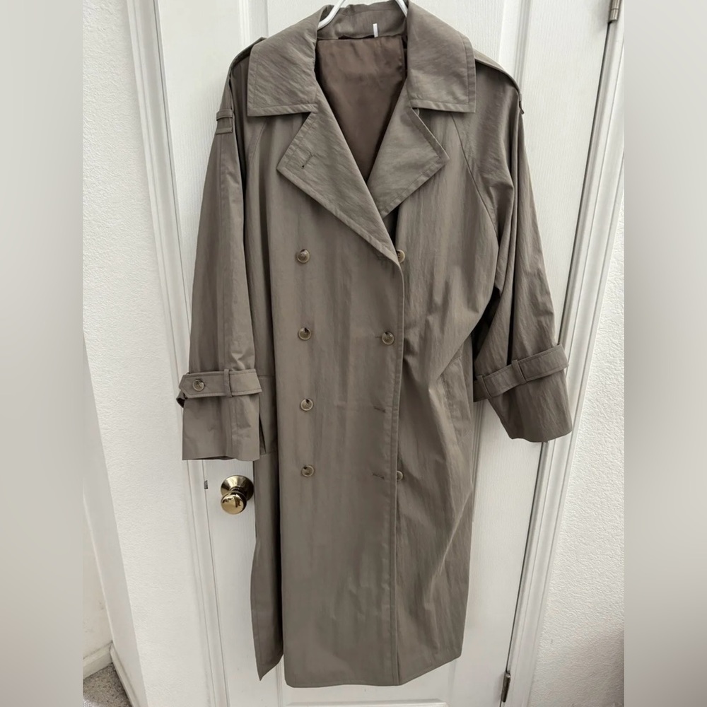 toteme techno trench coat 34
